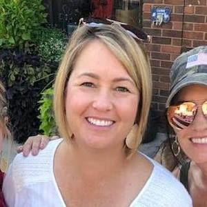 Meet your Posher, Holly